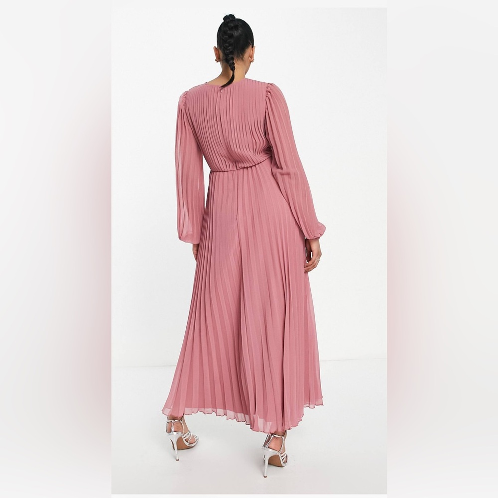 Asos Design Pleated Bodice Plunge Neck Midi Dress in Rose - Picture 2 of 8